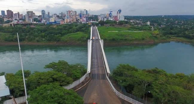 Leia mais sobre o artigo Presidente Jair Bolsonaro confirma que autorizou a abertura da Ponte da Amizade